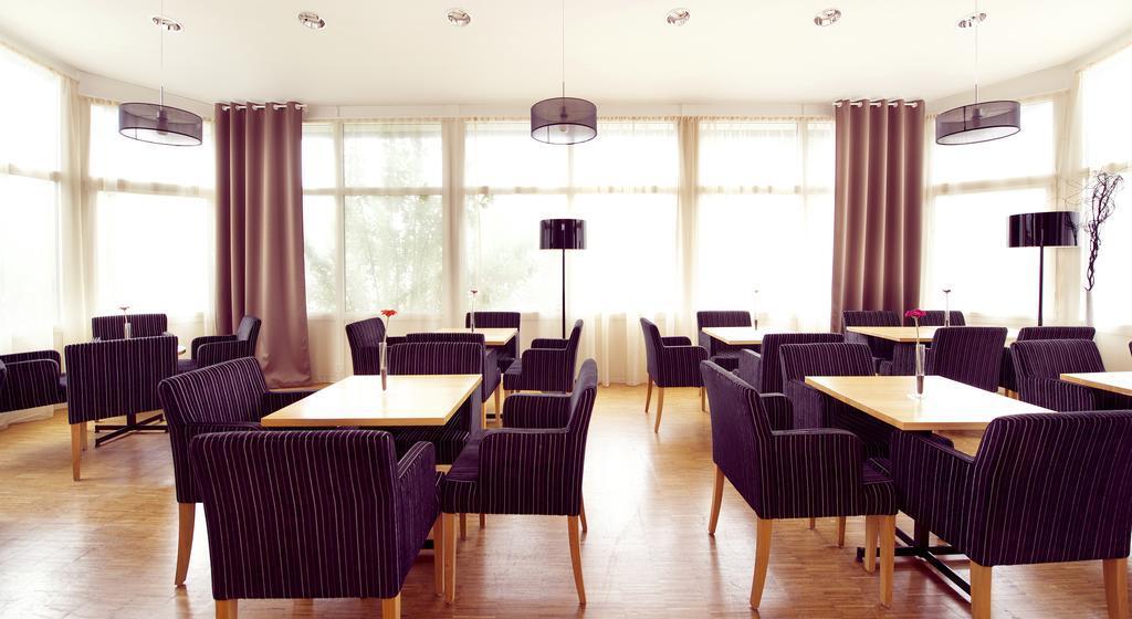 Home Hotel Bilan Karlstad Bagian luar foto