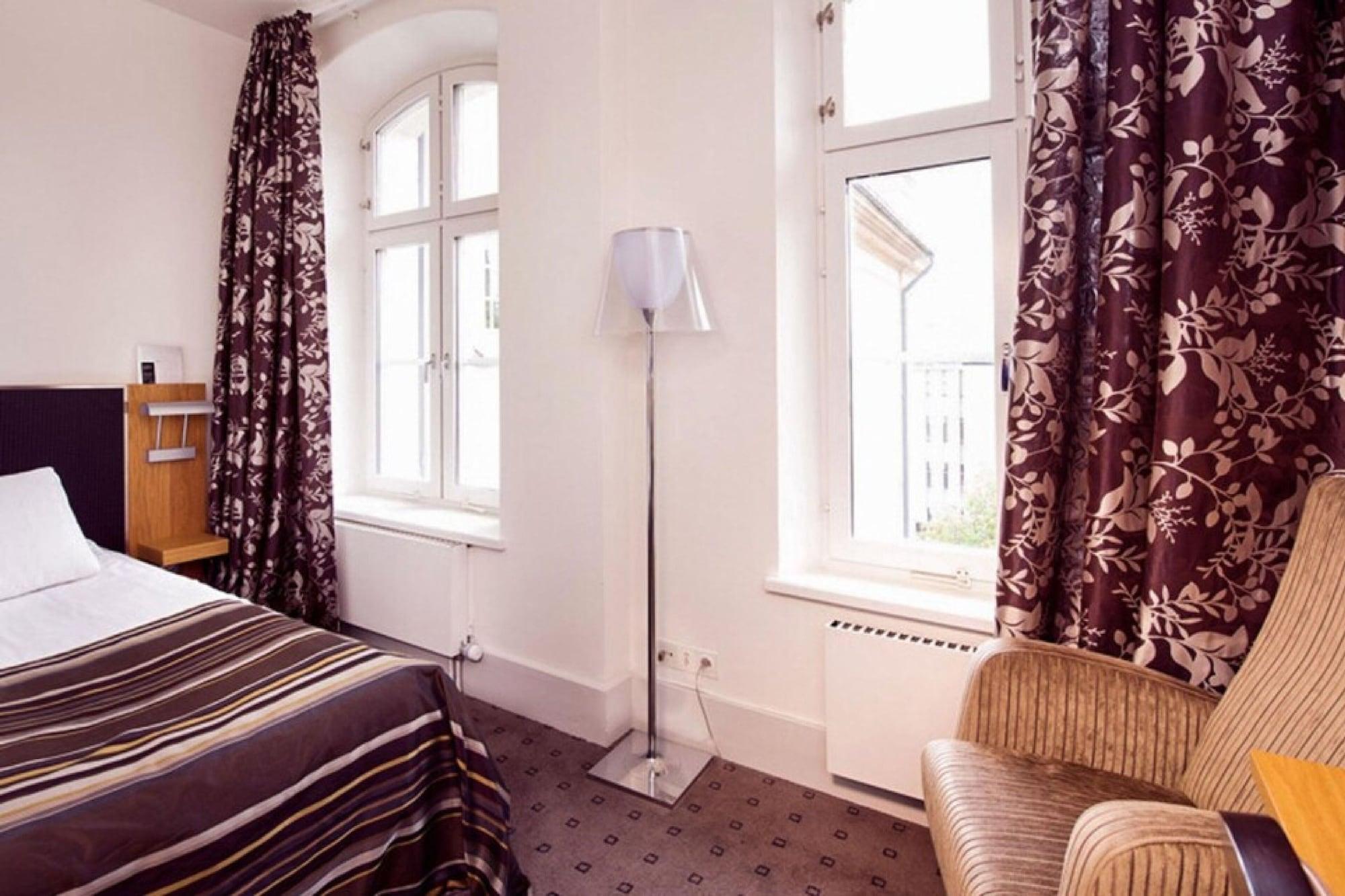 Home Hotel Bilan Karlstad Bagian luar foto