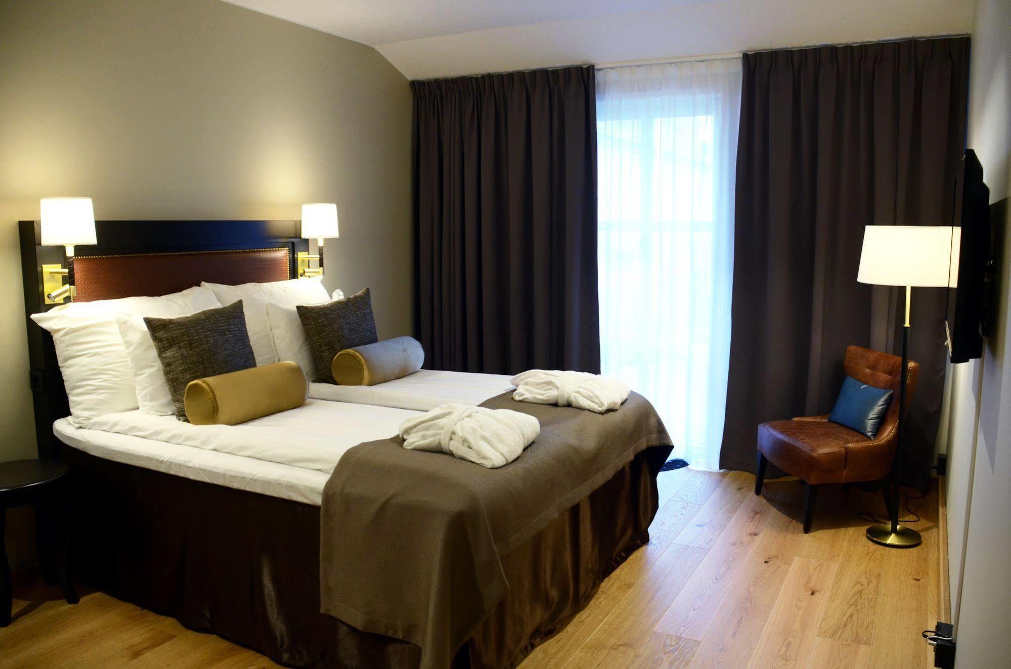Home Hotel Bilan Karlstad Bagian luar foto