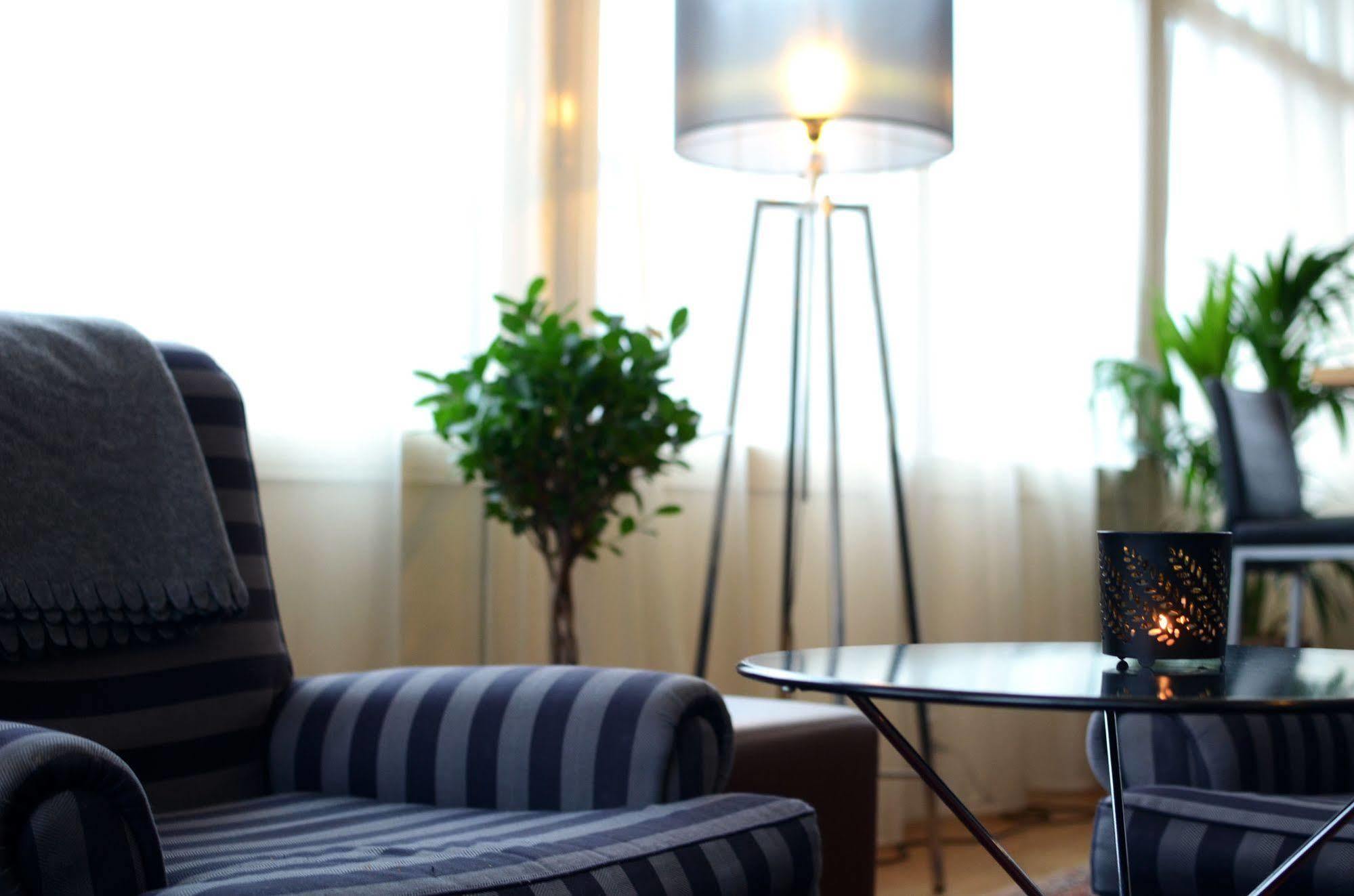Home Hotel Bilan Karlstad Bagian luar foto