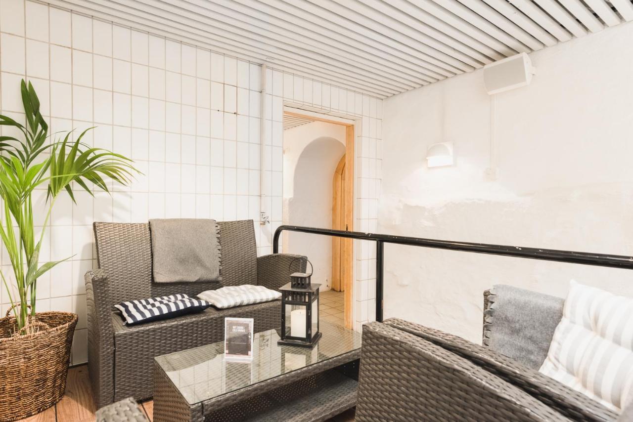 Home Hotel Bilan Karlstad Bagian luar foto